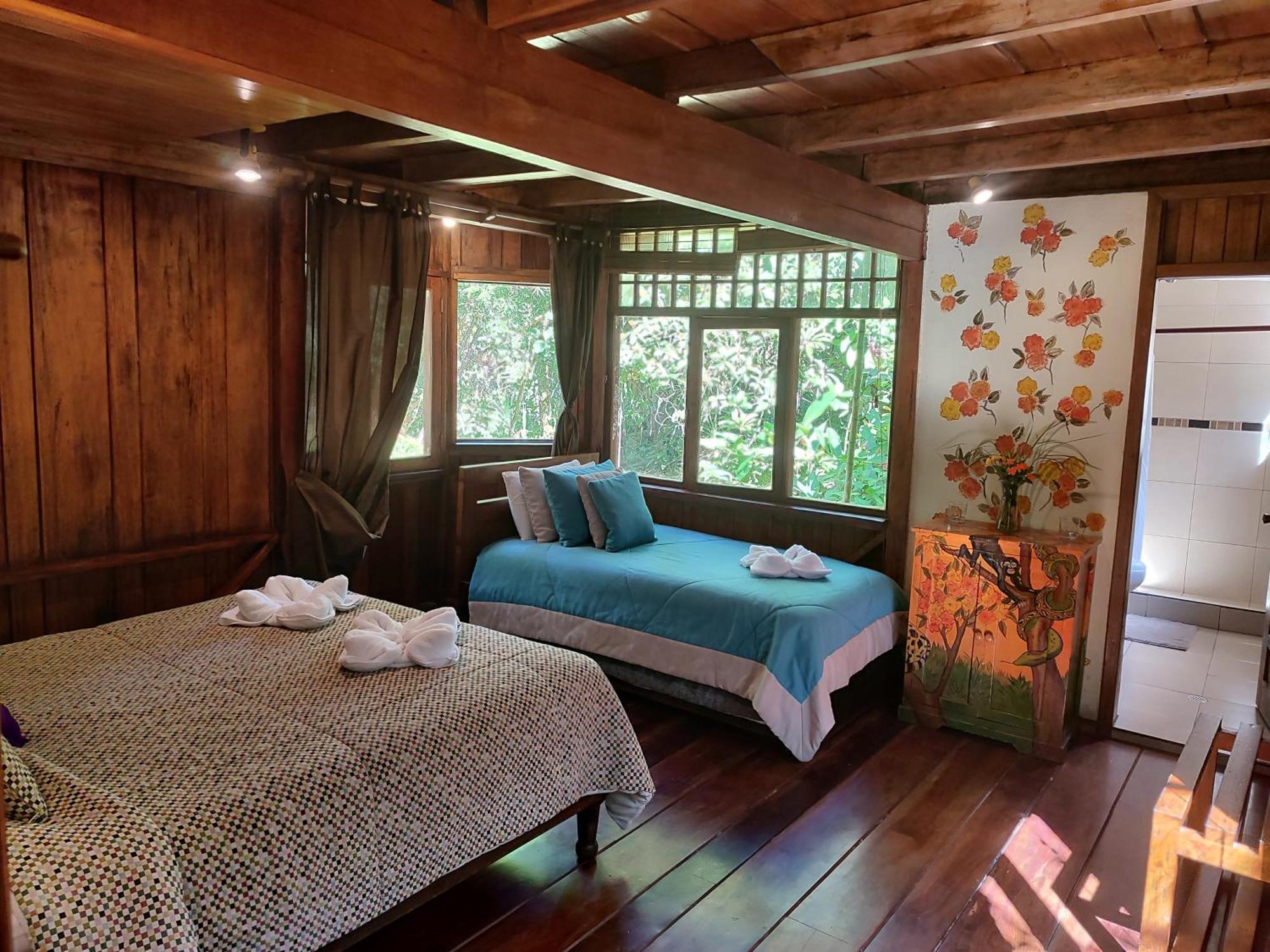 Mindo Garden Lodge And Wildlife Reserve Exterior photo